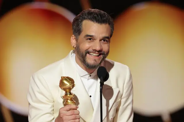 Histórico: Wagner Moura vence o Globo de Ouro e consagra o cinema brasileiro em Hollywood