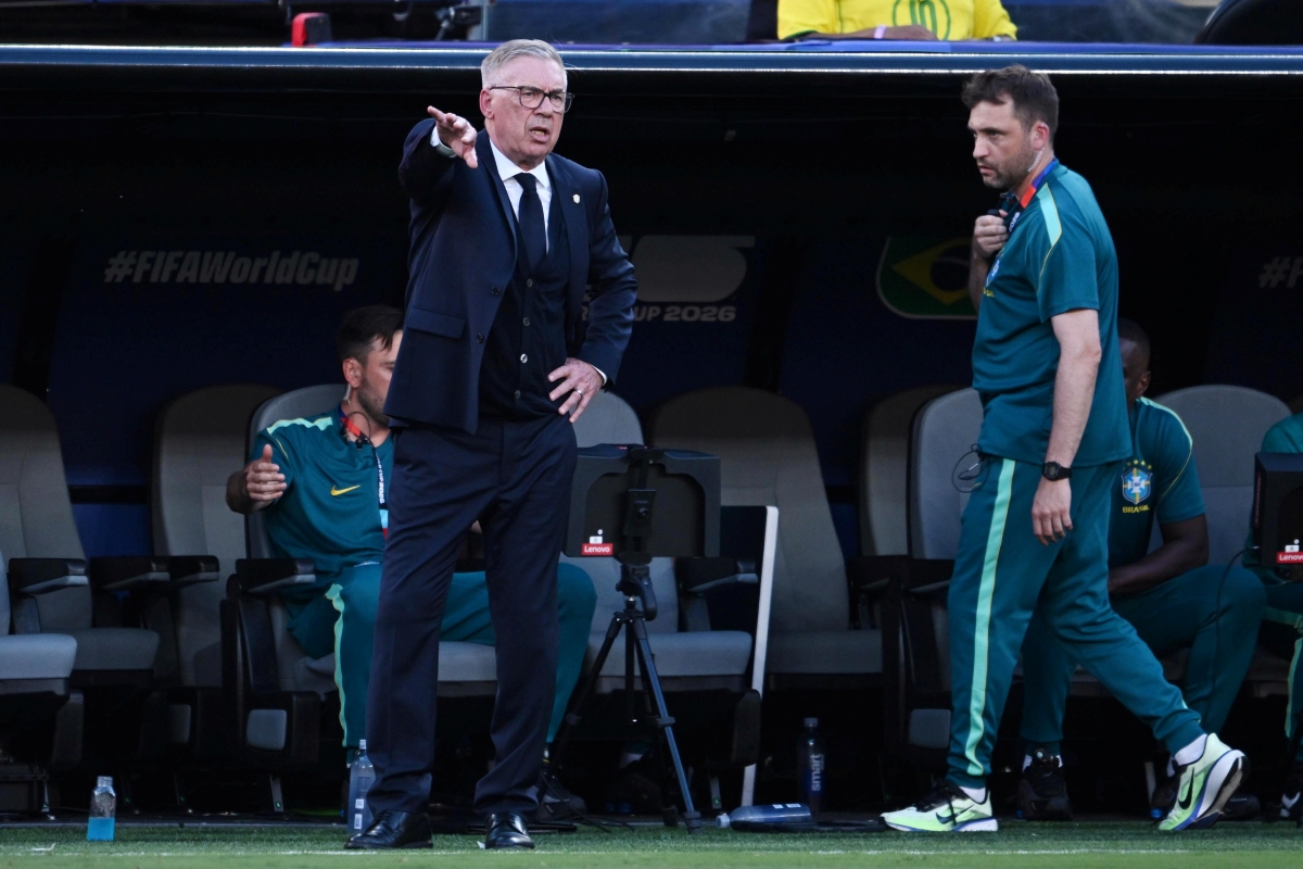Ancelotti pede apoio da torcida após empate do Brasil na estreia da Copa