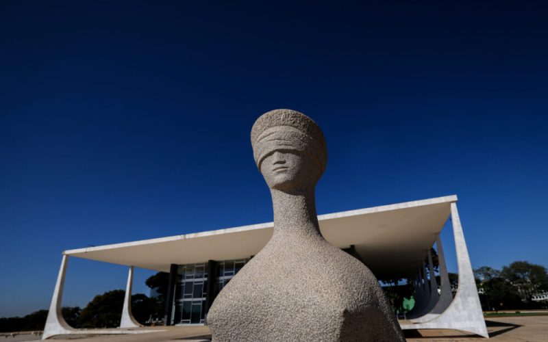 Crise do Banco Master: Fachin defende Toffoli e diz que STF não se curva a ameaças
