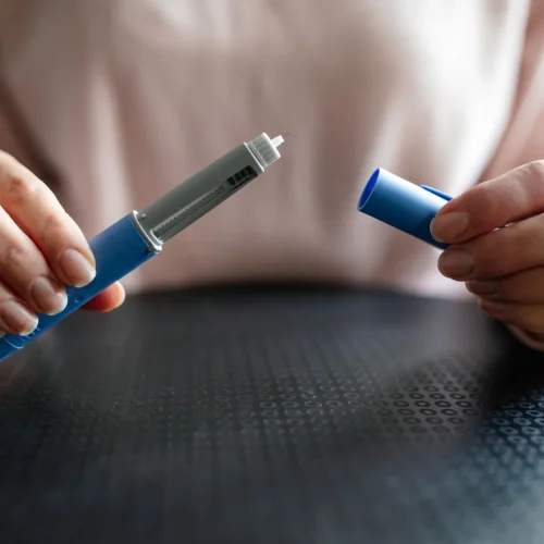 Alerta Sanitário: Anvisa Proíbe “Canetas do Paraguai” e Faz Alerta Nacional Contra Fórmulas Sem Registro