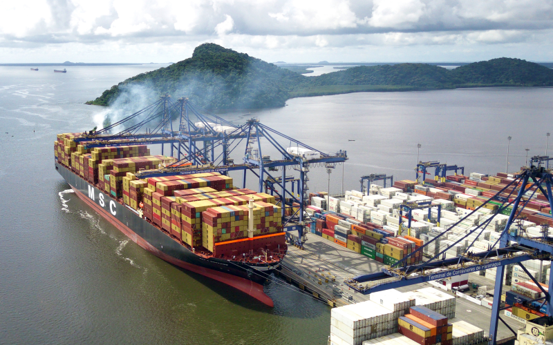 Porto de Paranaguá bate recorde histórico com exportação de 15 milhões de toneladas