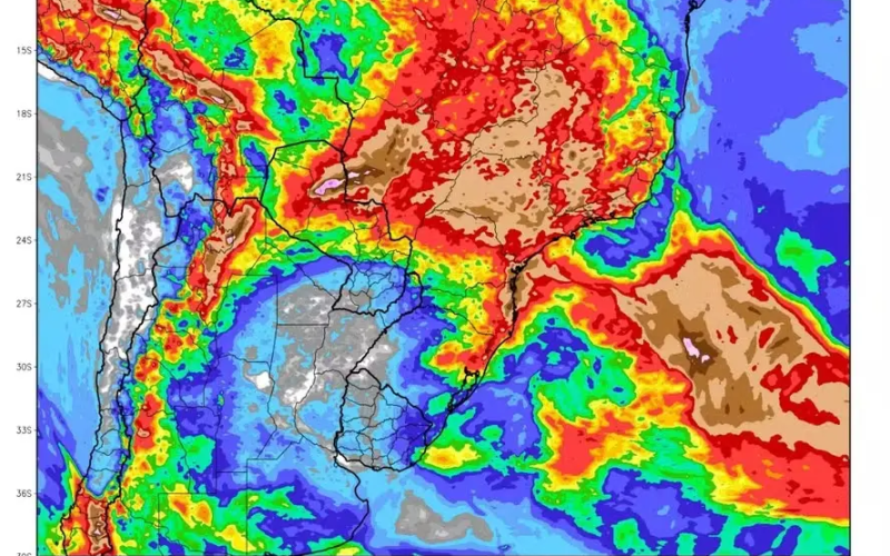 Calor de 30°C e virada com granizo: Simepar alerta para tempestades no Paraná neste fim de semana