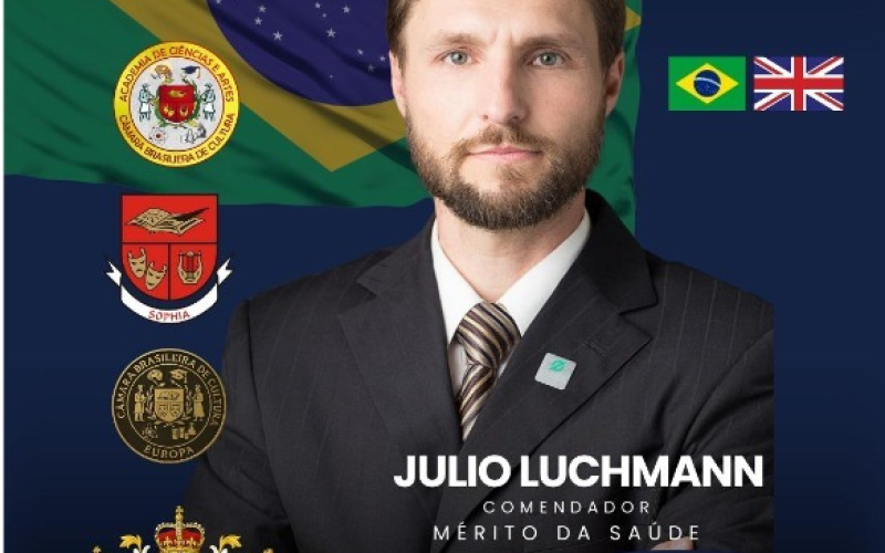 RECONHECIMENTO: Julio Luchmann recebe título de Comendador Mérito da Saúde em Florianópolis