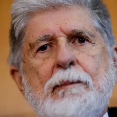 “Devemos nos preparar para o pior”, afirma Celso Amorim sobre escalada no Oriente Médio