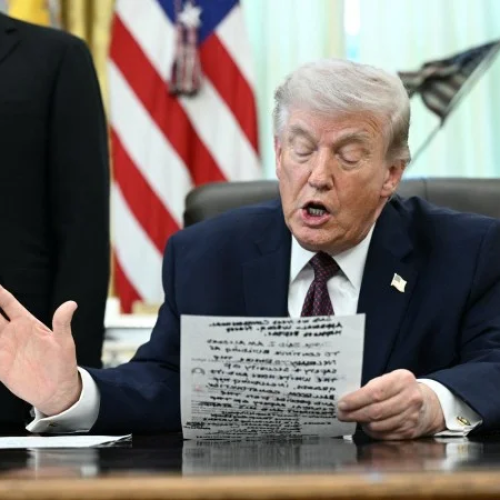 Trump adota tom de “missão cumprida” e dispara contra aliados europeus