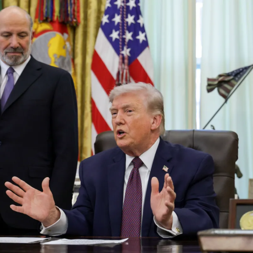 A Estratégia de Trump e o Tabuleiro de Xadrez Global: Uma Análise do Possível Desfecho no Irã