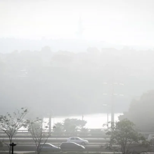 Forte neblina compromete operações no Aeroporto de Brasília e afeta 39 voos nesta sexta