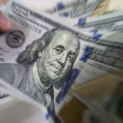 Dólar quebra barreira dos R$ 5: Entenda os fatores que derrubaram a moeda americana