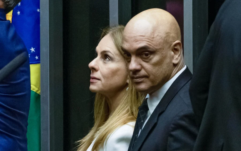 Família de Moraes pede R$ 60 mil de indenização a senador Alessandro Vieira