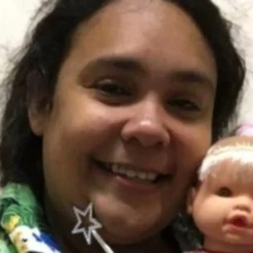 Mulher de 37 anos que fingiu ser adolescente é indiciada por estelionato em Santa Catarina