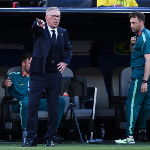 Ancelotti pede apoio da torcida após empate do Brasil na estreia da Copa