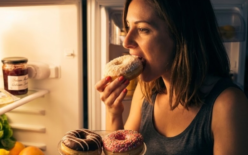 Fome constante e compulsão: Como a regulação da glicose ajuda a controlar o apetite e a vontade de comer o tempo todo