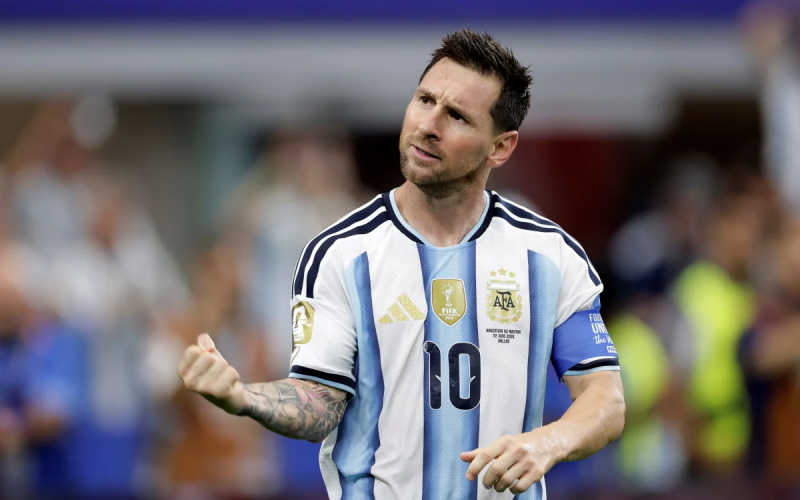 Lionel Messi faz 50 gols aos 38 anos e segue ampliando legado histórico