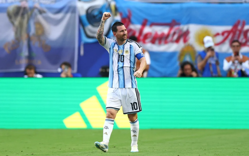 Messi elogia Cabo Verde após classificação da Argentina às oitavas da Copa