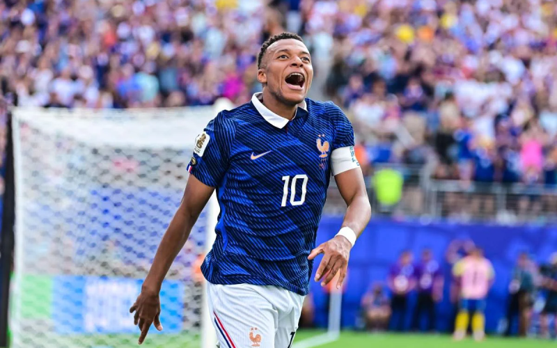 Senadora do Paraguai ameaça processar Mbappé e cita prisão de Ronaldinho após troca de acusações