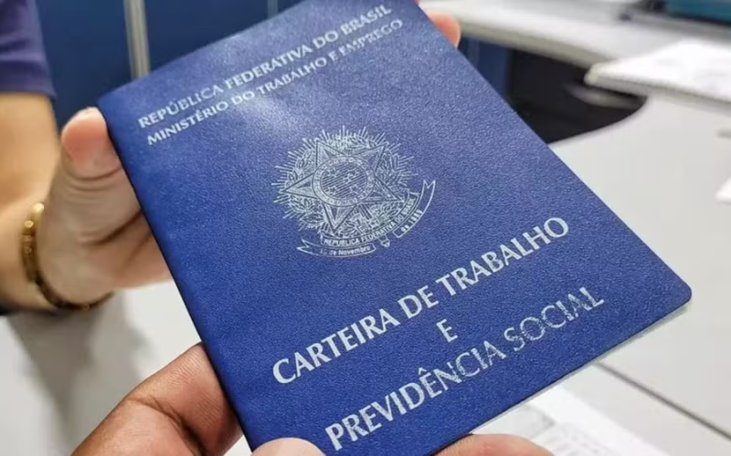 Oposição tenta adiar votação do fim da escala 6×1 no Senado