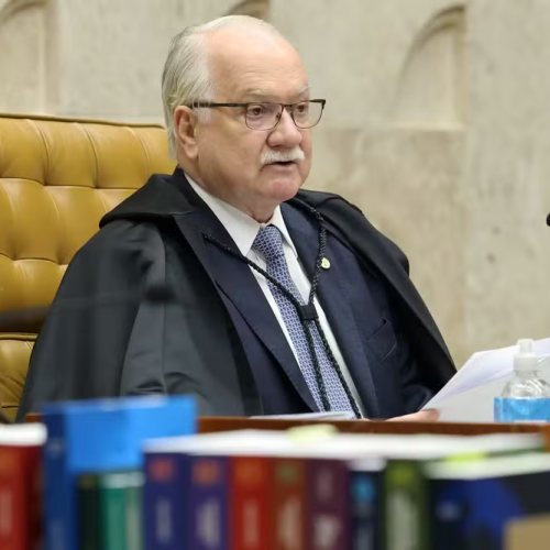 Ministros do STF indicam que revisão criminal de Bolsonaro deve ser analisada pelo plenário
